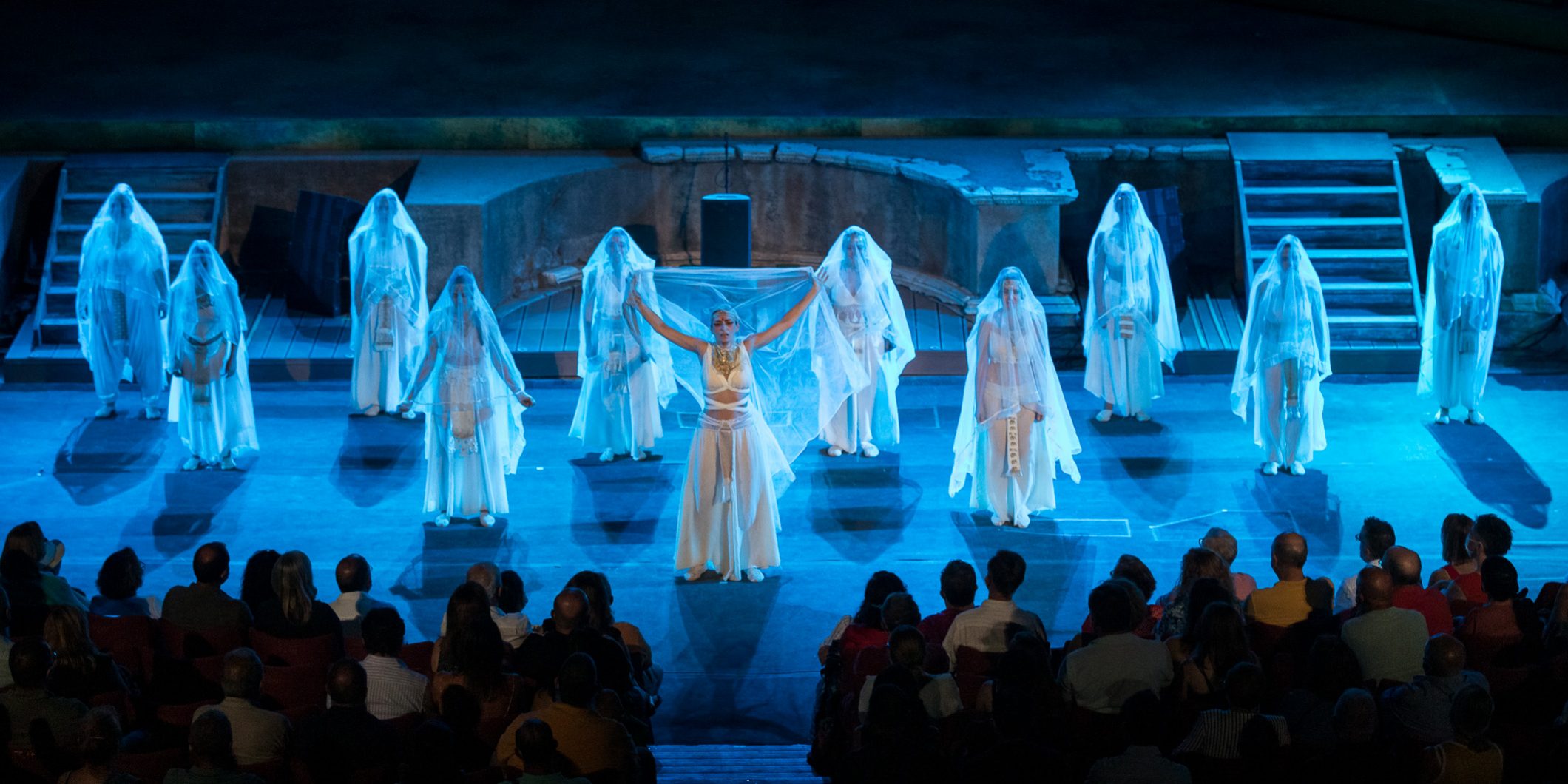 Las Suplicantes – Fotógrafo: Jorge Armestar1 Las Suplicantes se representará en Madrid Regina Cáparra y Medellín