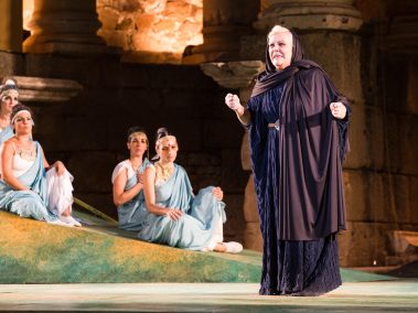 Las Suplicantes - Fotógrafo: Jorge Armestar