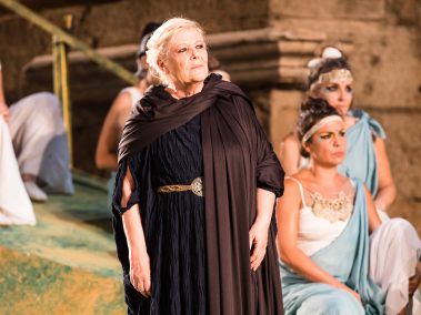 Las Suplicantes - Fotógrafo: Jorge Armestar