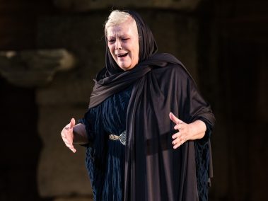 Las Suplicantes - Fotógrafo: Jorge Armestar