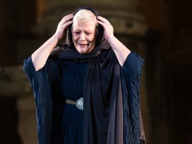 Las Suplicantes - Fotógrafo: Jorge Armestar