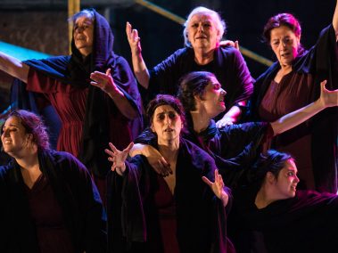 Las Suplicantes - Fotógrafo: Jorge Armestar