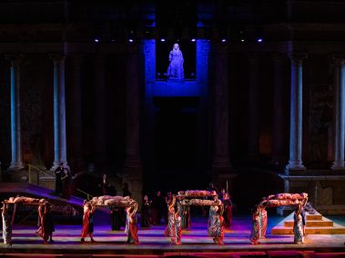 Las Suplicantes - Fotógrafo: Jorge Armestar